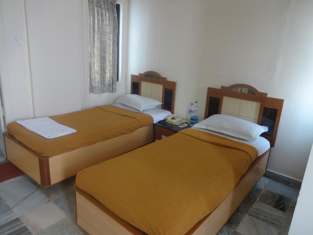 Hotel Vinayak Coimbatore Ruang foto